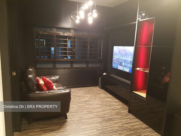 Jurong East Street 32 thumbnail photo